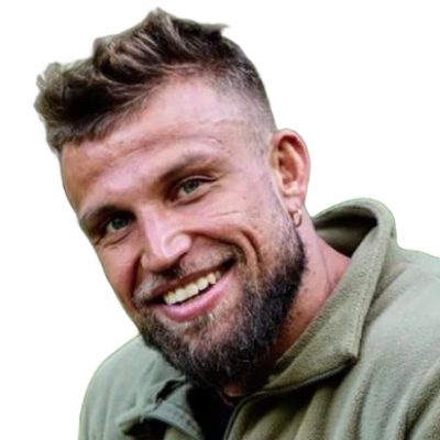 Артем Антипов